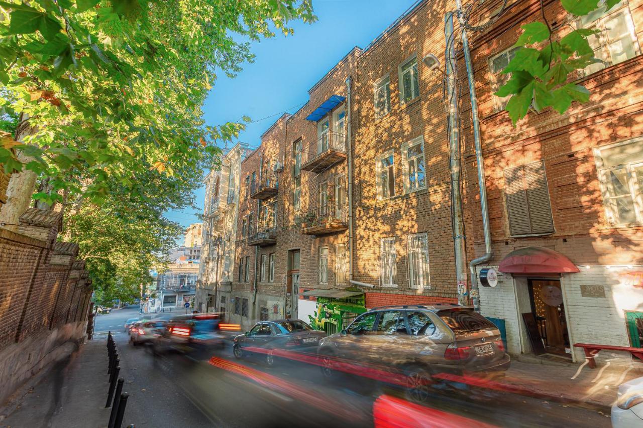 Tbilisi Home,View On Gvinis Karkhana Wine Factory Eksteriør billede
